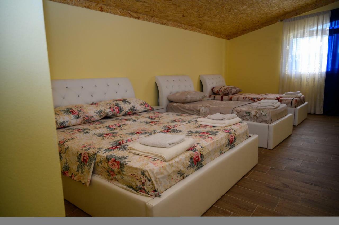 Hotel Joni Restaurant 3*